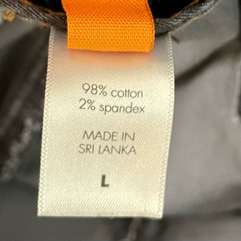 Lucy floral camo shorts sz large - Picture 6 of 10